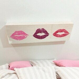 Chic Lip Print Canvas Art